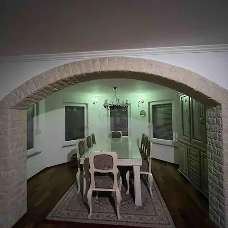 Villa Peaceful House 1km From Centre Velika Kladusa